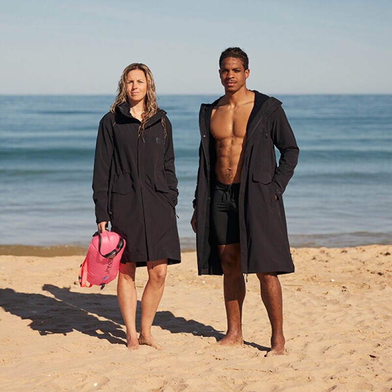 레드 퍼슈트 로브