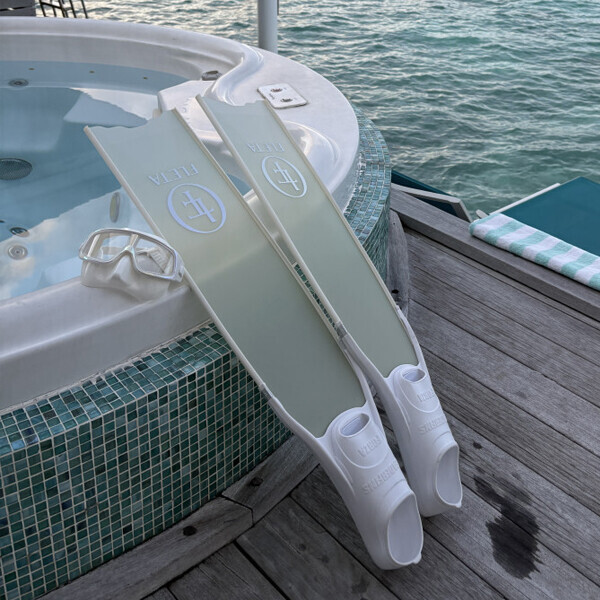 퐁당닷컴,★ONDA BAG 증정★ 네추럴 플레타핀 프리다이빙핀 파이버글라스 롱핀 오리발 포르자 화이트 풋포켓,본 제품은 핀 조립 후에는 환불 및 교환이 불가하오니, 구매 시 참고 부탁드립니다.,플레타,프리다이빙 > 오리발 > 유리섬유핀