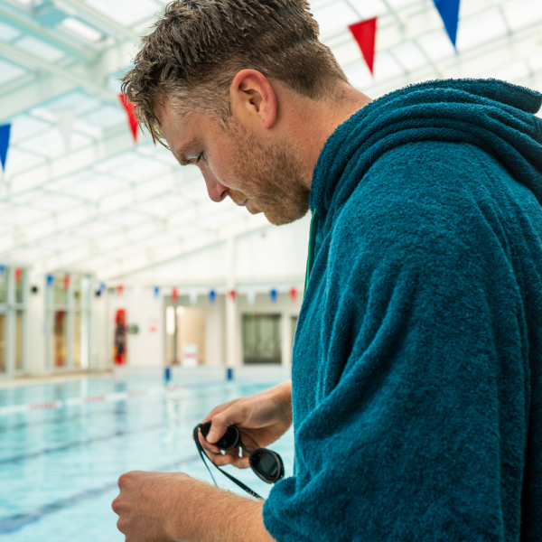 퐁당닷컴,레드 럭셔리 타월링 체인지 로브,영국 감성 프리미엄 레드, 도톰한 두께감에서 오는 고급스러움 럭셔리 비치 커버업 타월판초,레드,수영, 물놀이 > 어패럴 > 판쵸, 타월