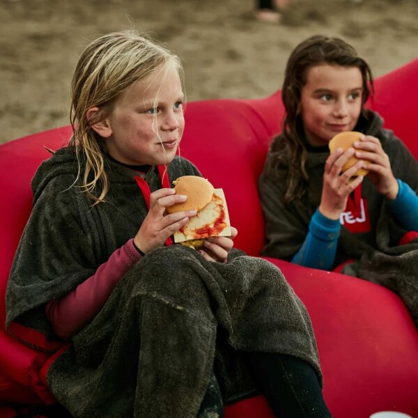 퐁당닷컴,레드 키즈 타월링 체인지 로브,영국 감성 프리미엄 레드, 포근하게 감싸주는 럭셔리 비치 판초 키즈,레드,수영, 물놀이 > 어패럴 > 판쵸, 타월