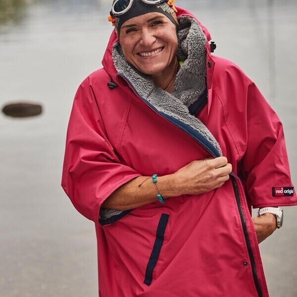 퐁당닷컴,레드 숏슬리브 프로 체인지 로브 에보,영국 감성 프리미엄 레드 아우터,레드,캠핑 > 어패럴 > 방풍자켓