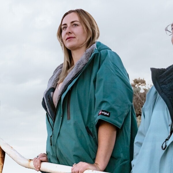 퐁당닷컴,레드 숏슬리브 프로 체인지 로브 에보,영국 감성 프리미엄 레드 아우터,레드,캠핑 > 어패럴 > 방풍자켓