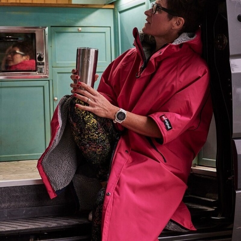 레드 숏슬리브 프로 체인지 로브 에보