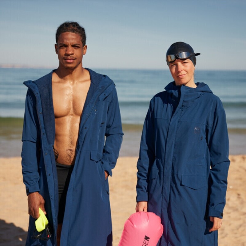 레드 퍼슈트 로브