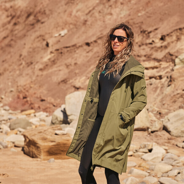 퐁당닷컴,레드 퍼슈트 로브,영국 감성 프리미엄 레드 아우터,레드,캠핑 > 어패럴 > 방풍자켓